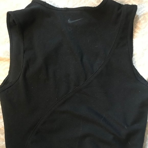 Nike Crop Vest - Picture 2 of 2